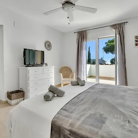 Casa La Pinada By Aldertons *