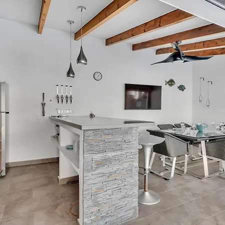 Casa La Pinada By Aldertons *